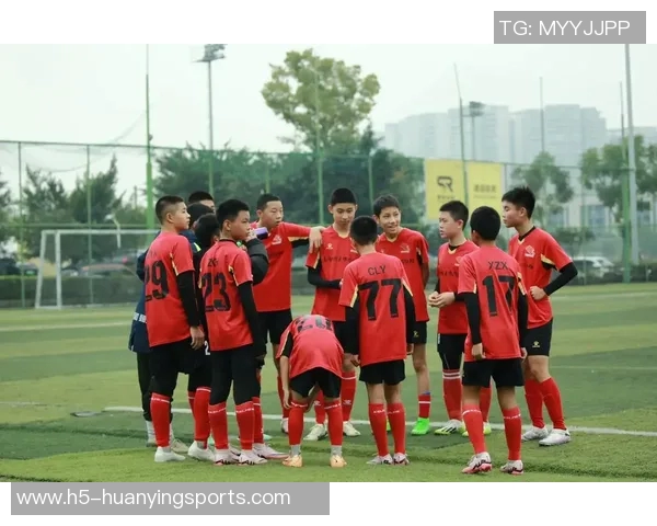 足球lw引领新风潮探索球场内外的激情与梦想