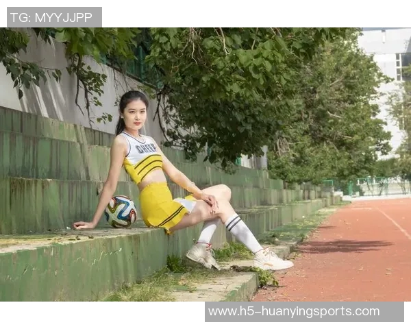 足球宝贝照片展示青春活力与运动魅力的完美结合